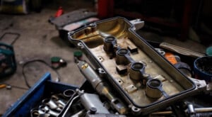 6 Symptoms Of A Bad Valve Cover & Replacement Cost