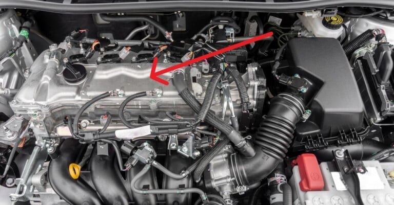 6 Symptoms Of A Bad Or Leaking Valve Cover