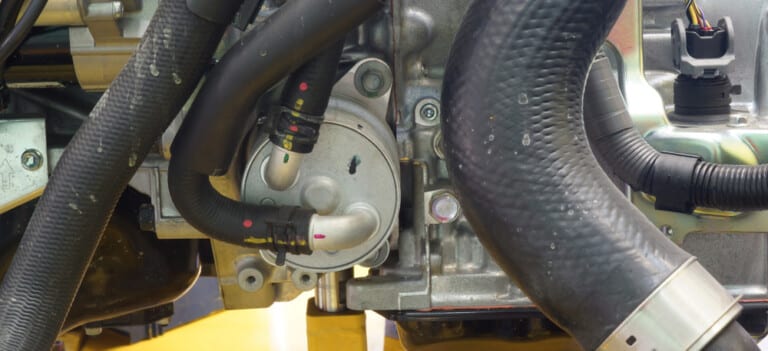 motor oil in coolant reservoir motor oil in coolant reservoir