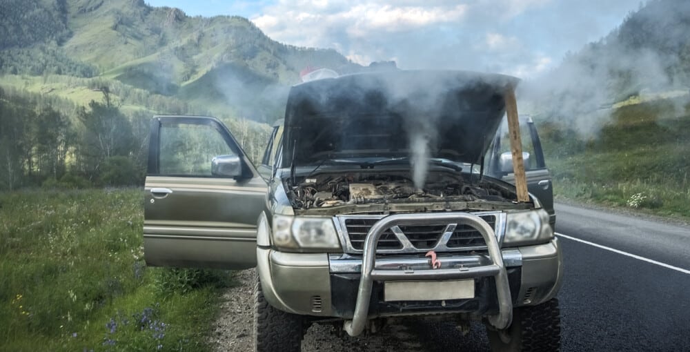 Sobrecalentamiento del motor en la carretera.