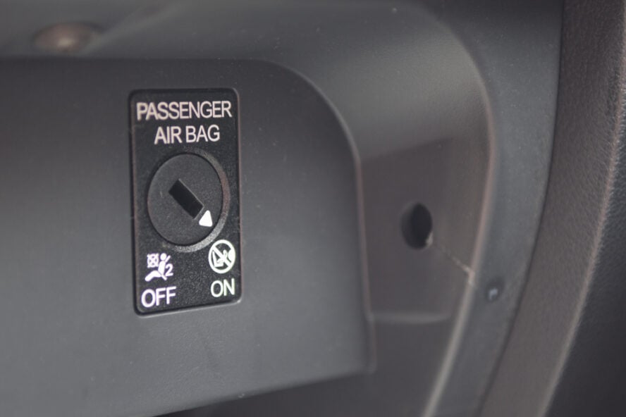 reset airbag light obd2