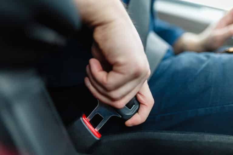 How To Fix A Broken Seat Belt Buckle? (6 Steps)