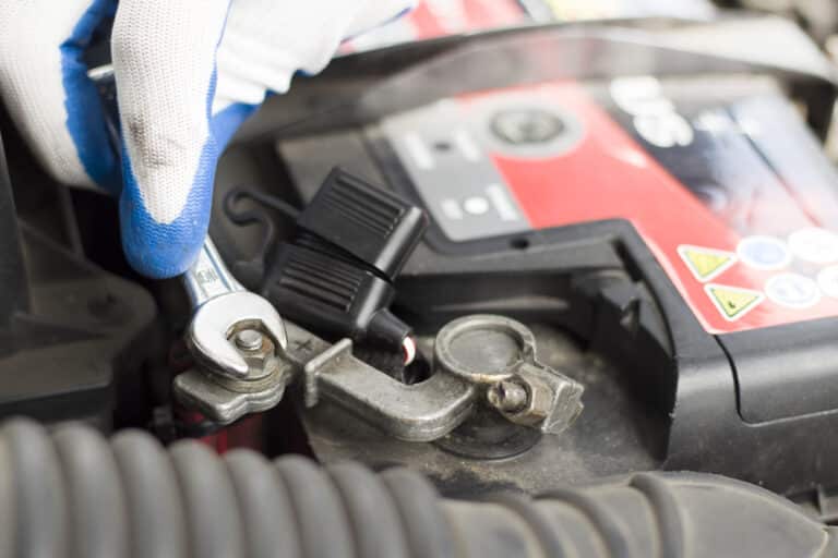 How to Disconnect a Car Battery in a Safe Way Mechanic Base