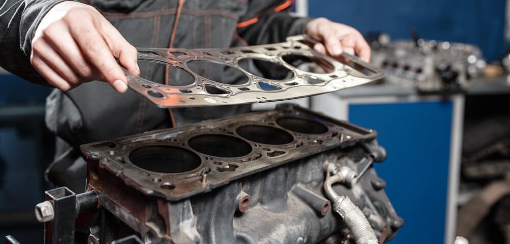 head gasket on engine