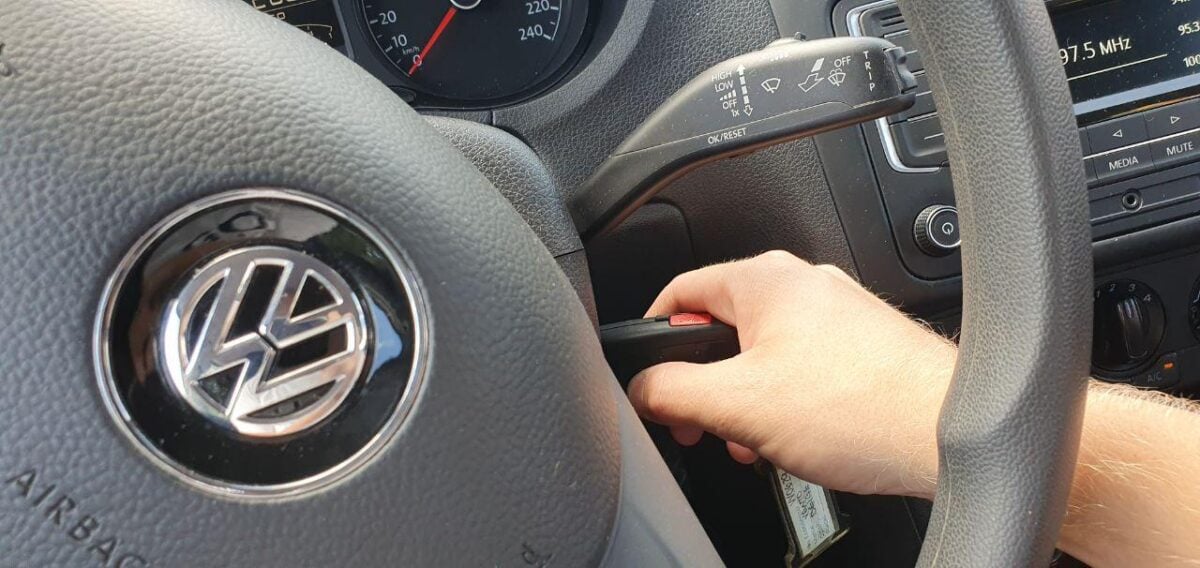 How To Program A Key Fob Yourself At Home 8 Easy Steps 