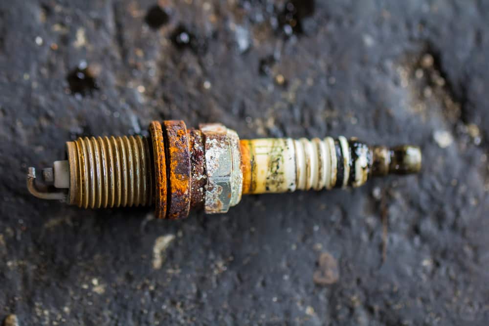 Oil On Spark Plugs - Causes & How to fix it - Mechanic Base
