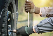 How to Remove a Stuck Wheel on Your Car (5 Easy Steps) How to Remove a Stuck Wheel on Your Car (5 Easy Steps)