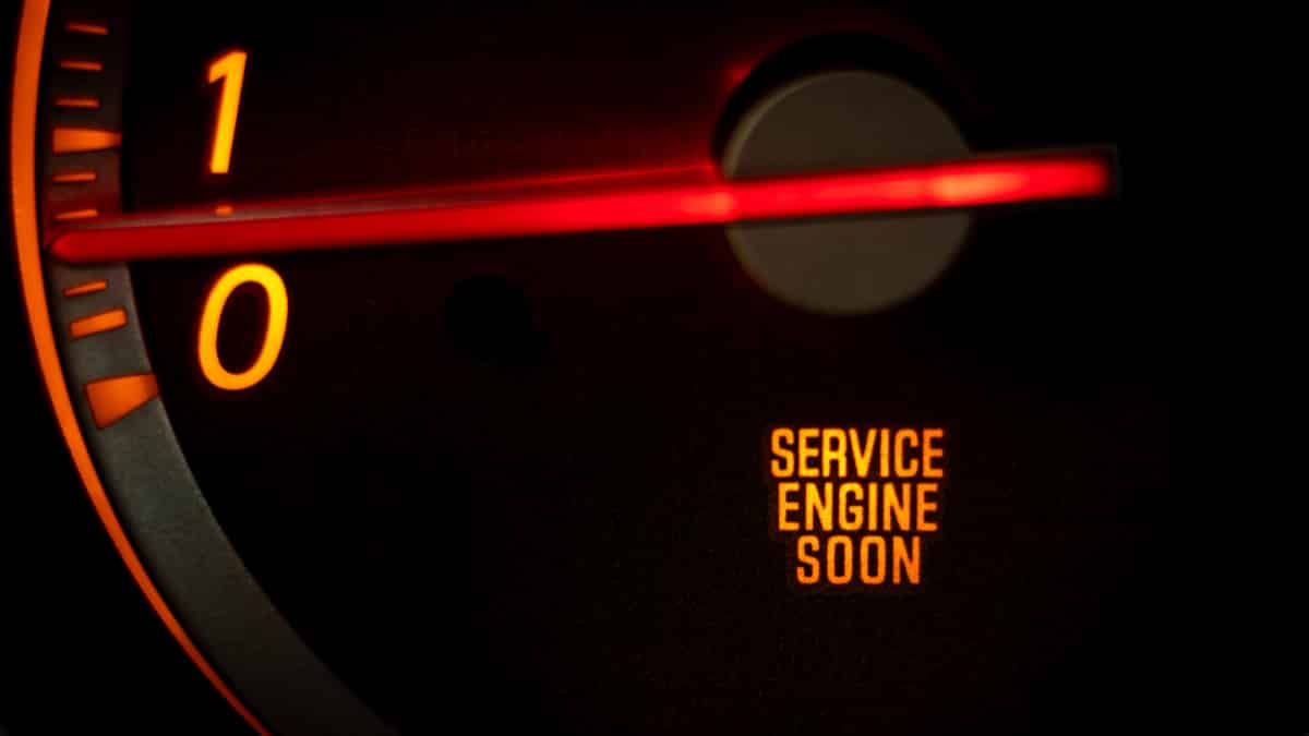 2011 nissan juke service engine soon light reset