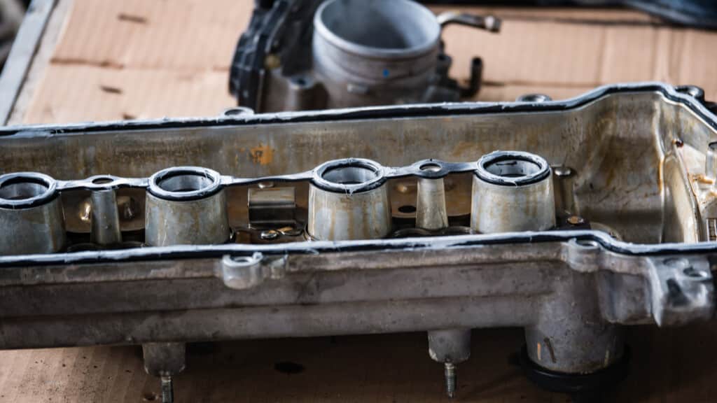 5 Signs Of A Bad Or Leaking Valve Cover Gasket   Symptoms Of A Bad Valve Cover Gasket 1024x576 