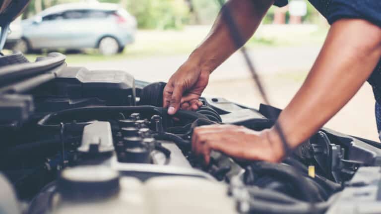 car-shakes-when-stopped-or-idling-here-s-how-to-fix-it