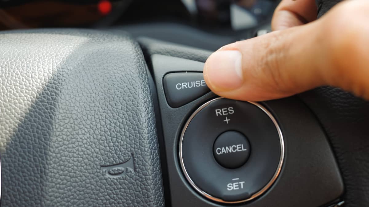 5 Reasons Your Cruise Control Is Not Working & How To Fix It