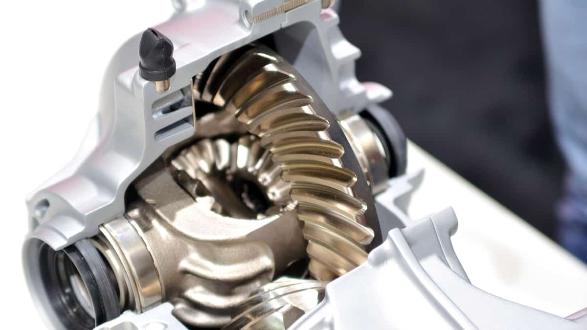 What's the Difference Between a LimitedSlip and an Open Differential?