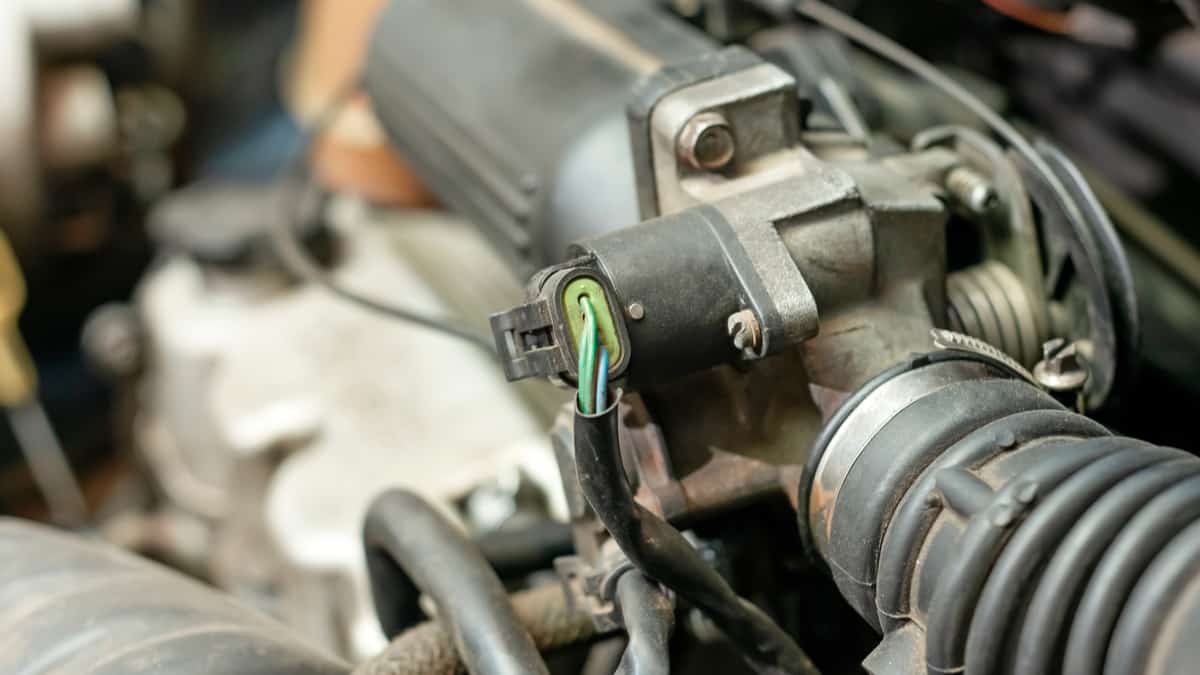 4 Signs Of A Bad Idle Air Control Valve (& Replacement Cost)