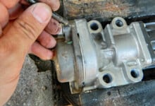 6 Symptoms of a Bad EGR Valve (& Replacement Cost)