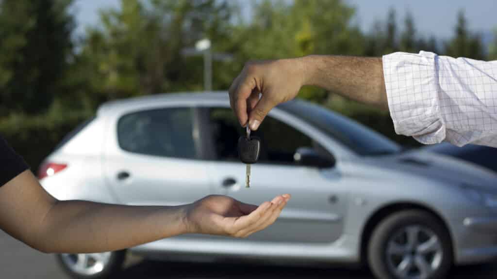 Used car buying what ford lot close know before salesman Used car buying what ford lot close know before salesman