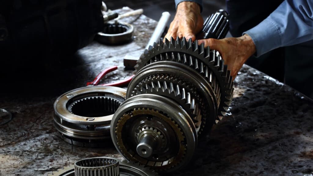 An Overview Of The GM 700R4 Transmission