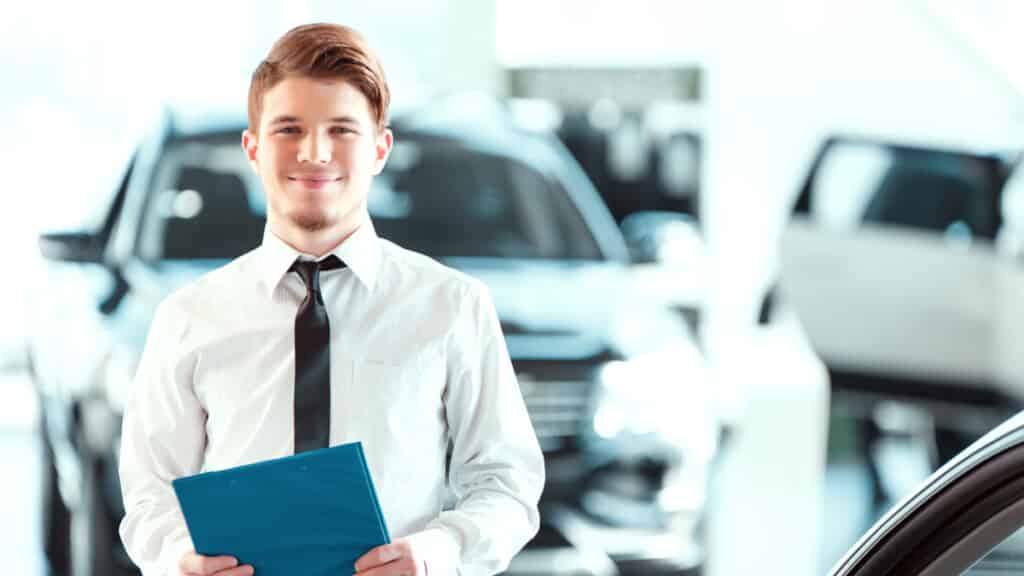 How Much Does a Car Salesperson Make?