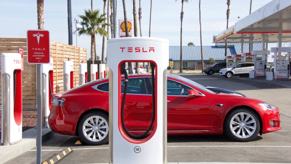 How Much Does It Cost to Replace a Tesla Battery?