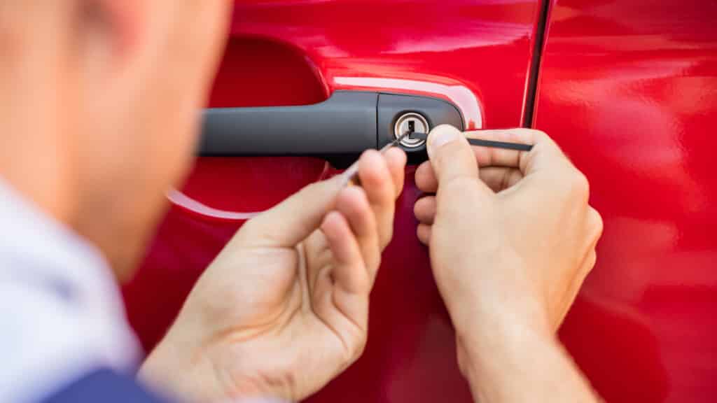 How Much Does It Cost To Replace A Car Key?