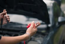 How to Jump Start a Car (6 Easy Steps)