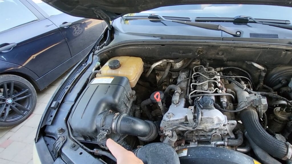 How To Clean A Mass Air Flow Sensor (5 Steps) - Mechanic Base