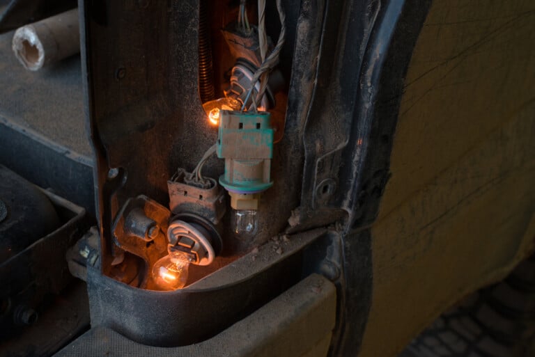 How Much Does It Cost To Fix a Tail Light?