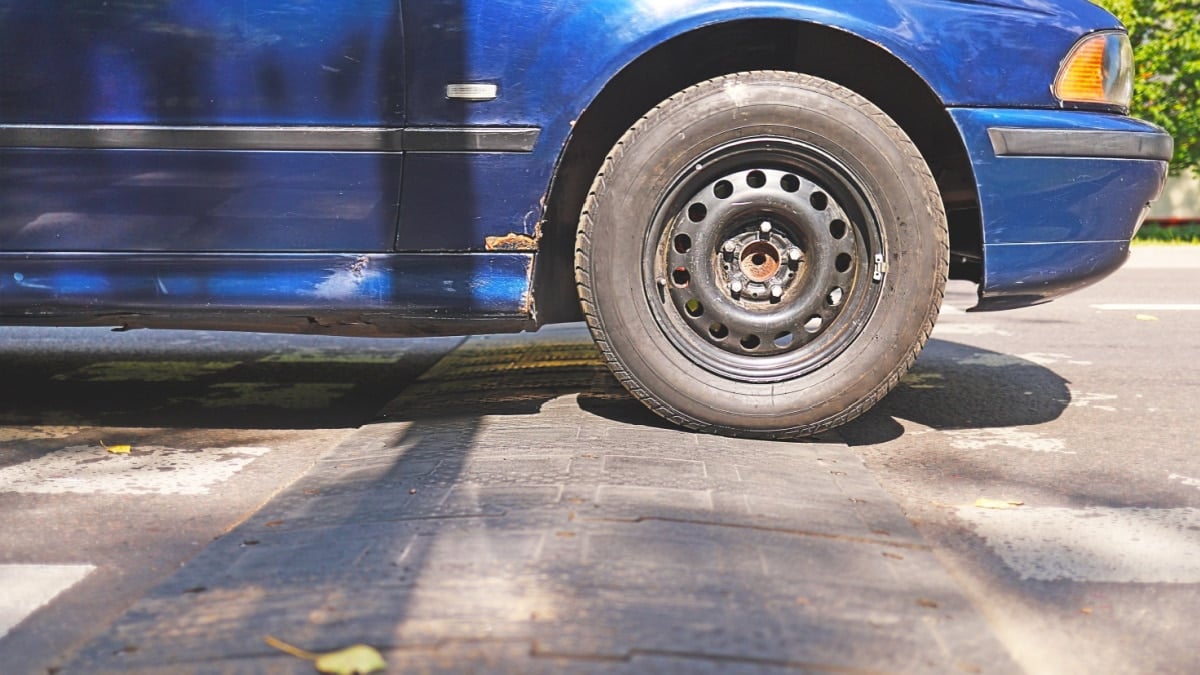 What Causes A Clunking Noise When Going Over Bumps 