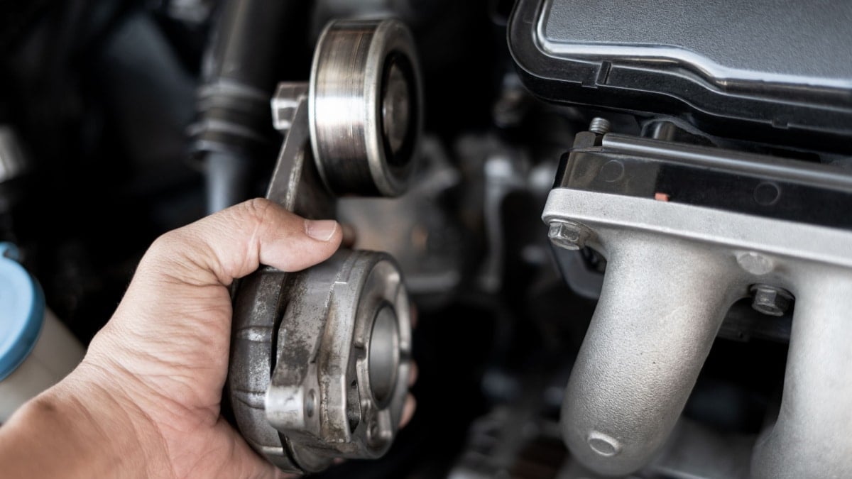 5 Signs Of A Worn Or Failing Tensioner Pulley