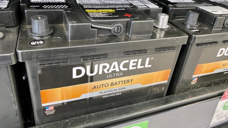 duracell car battery 121r