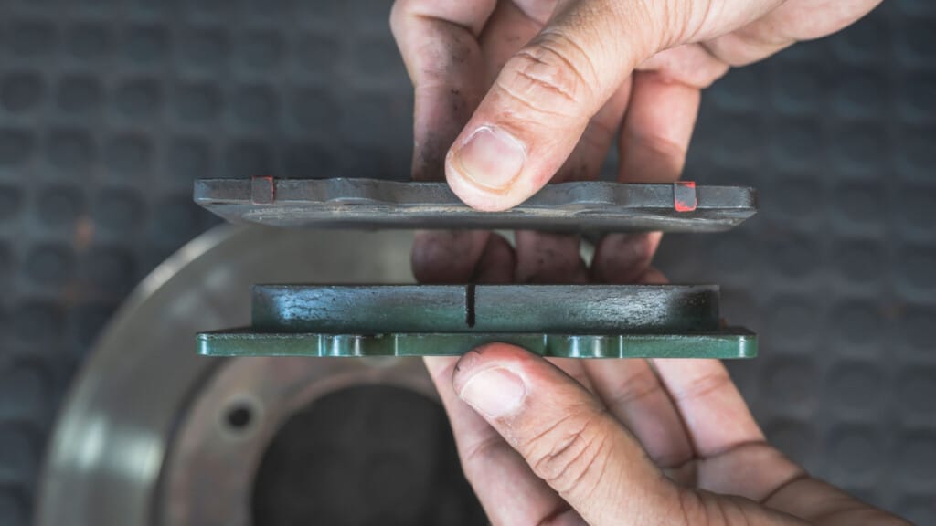 Brake pad thickness