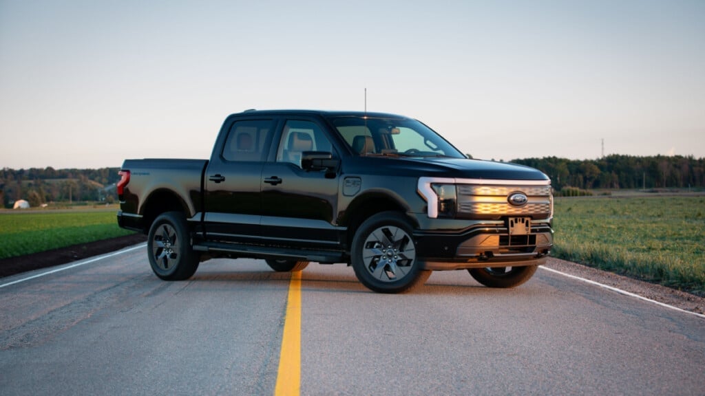 What Does XLT Mean On A Ford Truck?