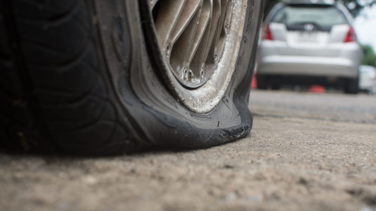 Tire Leaking Air Around Rim Causes And How To Fix It 58 OFF